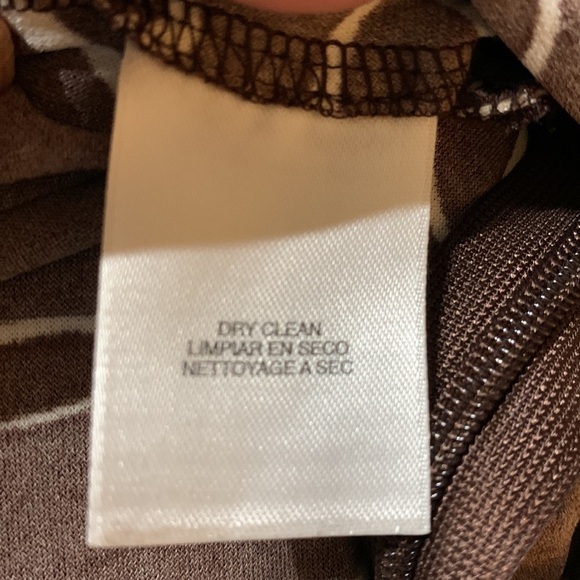 Jones Wear Dress in Brown and Cream, criss cross on top, very good condition - Picture 8 of 8